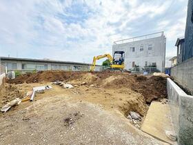 神奈川県鎌倉市腰越１丁目