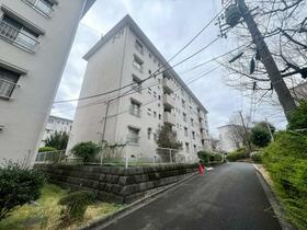 左近山団地２−２１棟