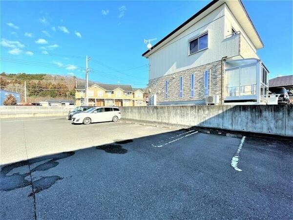 apartment 茨城県つくば市研究学園５丁目５－１３ ファースト・ラフィーネ・学園１Ｆ