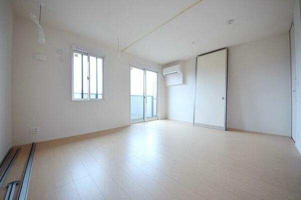 detached 東京都三鷹市北野１丁目

地図を見る