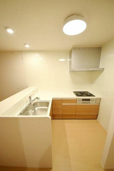 detached 東京都三鷹市北野１丁目

地図を見る