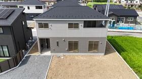 山梨県中央市西花輪