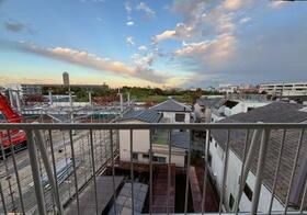 グリーンハイツはすね