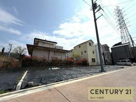 神奈川県横浜市港北区新吉田東８丁目