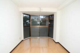 apartment 埼玉県八潮市緑町２丁目
地図を見る