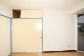 apartment 埼玉県八潮市緑町２丁目
地図を見る