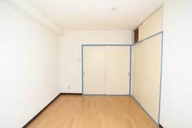 apartment 埼玉県八潮市緑町２丁目
地図を見る