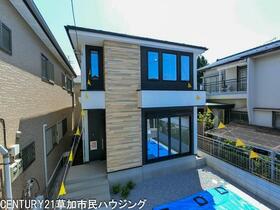 埼玉県草加市氷川町