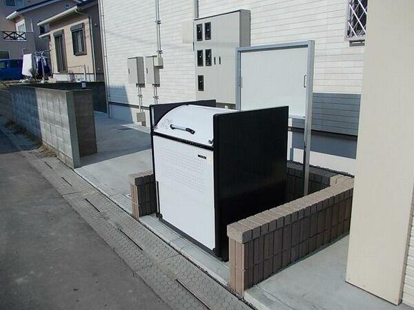 apartment 茨城県水戸市元吉田町１３１６－６ フォーライフヴィラ水戸１階