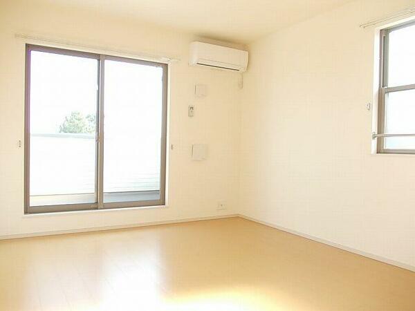 apartment 茨城県水戸市元吉田町１３１６－６ フォーライフヴィラ水戸１階