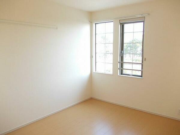 apartment 茨城県水戸市元吉田町１３１６－６ フォーライフヴィラ水戸１階