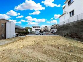 神奈川県横浜市神奈川区三枚町