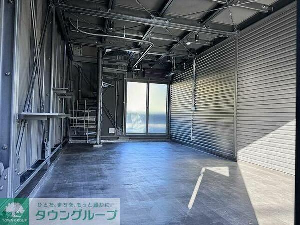 detached 東京都羽村市羽中３丁目

地図を見る