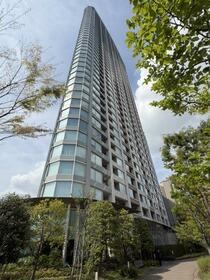 Ｐａｒｋ　Ｃｏｕｒｔ　Ａｋａｓａｋａ　Ｔｈｅ　Ｔｏｗｅｒ