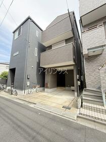 東京都足立区西新井本町３丁目