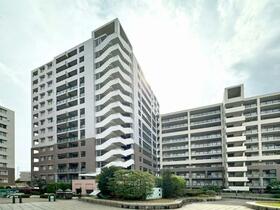 プロムナード仲町台３号棟