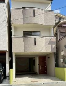 大阪府大阪市港区弁天３丁目