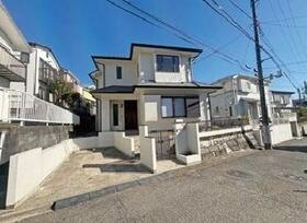 神奈川県横浜市金沢区富岡西３丁目