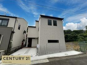 神奈川県横浜市青葉区元石川町