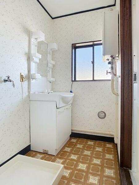 apartment 栃木県日光市土沢
地図を見る