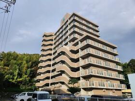 大字石原／コスパ近く　駐車場３台可