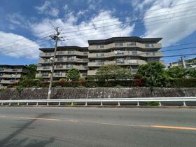 男山Ｅ団地　Ｅ３号棟　中古マンション