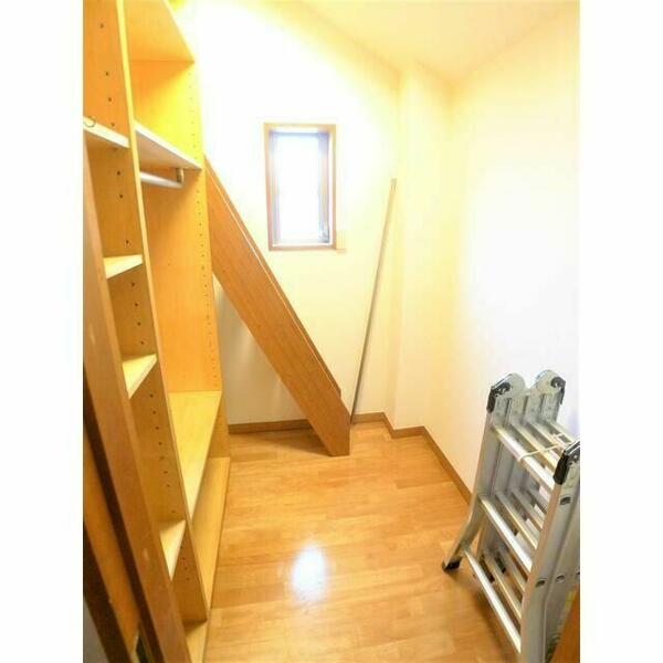 detached 東京都東村山市栄町３丁目

地図を見る