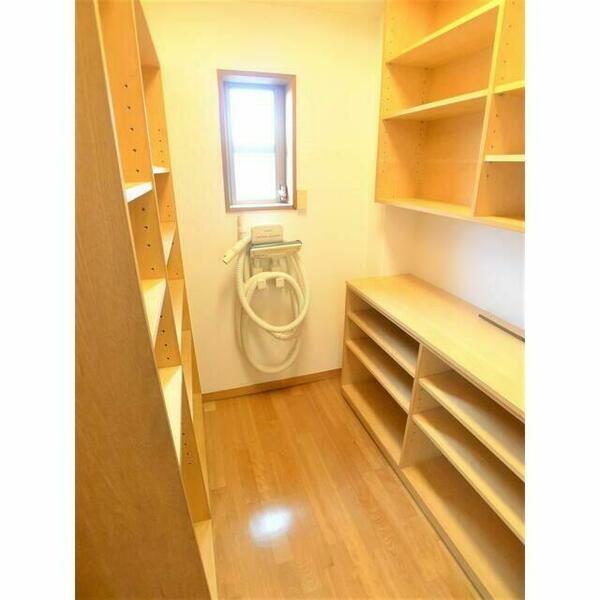 detached 東京都東村山市栄町３丁目

地図を見る