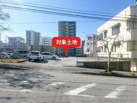 沖縄県那覇市真嘉比１丁目