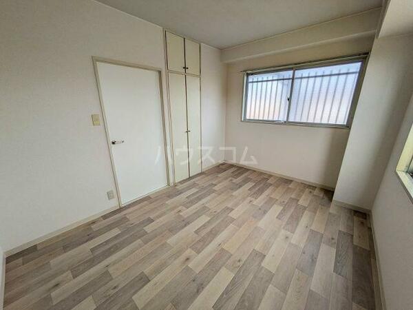 apartment 埼玉県北葛飾郡杉戸町高野台西５丁目
地図を見る
