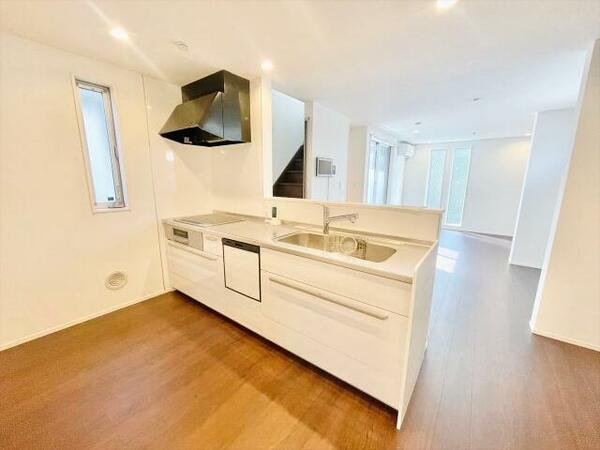 detached 東京都昭島市中神町

地図を見る