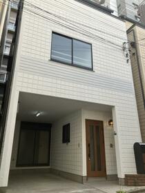東京都台東区東上野５丁目