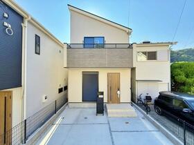 神奈川県逗子市山の根２丁目