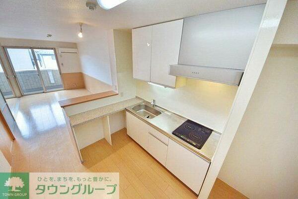 apartment 埼玉県蕨市錦町６丁目
地図を見る