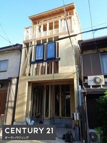 京都府京都市伏見区両替町１２丁目