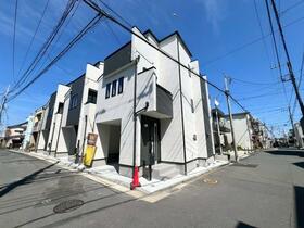 神奈川県横浜市西区東久保町
