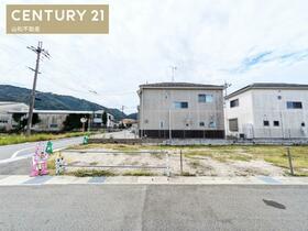 京都府亀岡市曽我部町寺長縄手