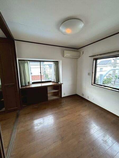 detached 東京都豊島区千川１丁目

地図を見る