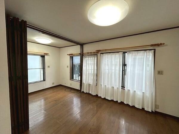 detached 東京都豊島区千川１丁目

地図を見る