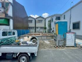 大阪府八尾市東山本新町２丁目