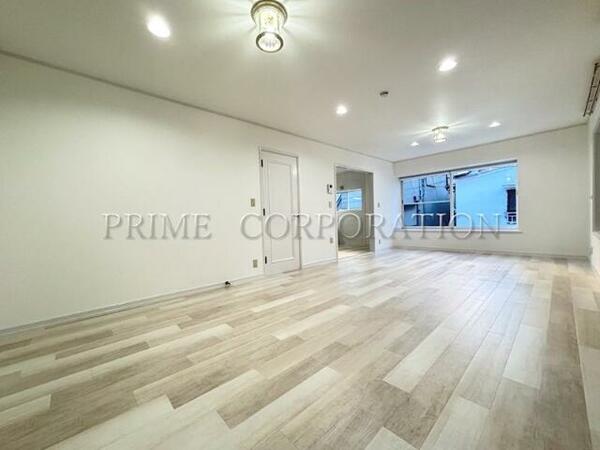 detached 東京都港区高輪２丁目

地図を見る