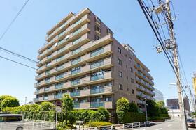 ライオンズマンション船堀親水公園　３０５号室