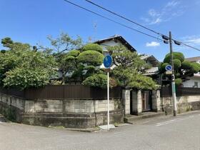 大阪府堺市堺区南陵町２丁