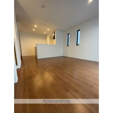 detached 東京都荒川区荒川８丁目

地図を見る