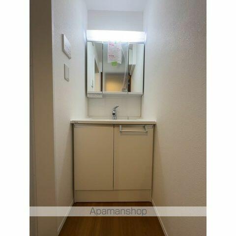 detached 東京都荒川区荒川８丁目

地図を見る