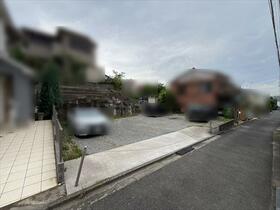 神奈川県横浜市金沢区六浦東２丁目