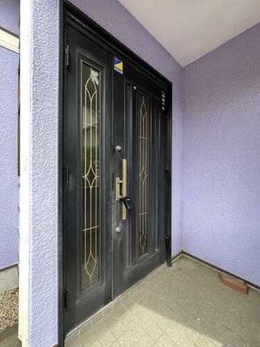 Image 10