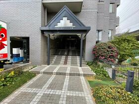 グランドメゾン小阪