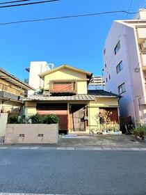 福岡県福岡市中央区大手門３丁目