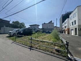 北海道札幌市豊平区西岡二条１丁目